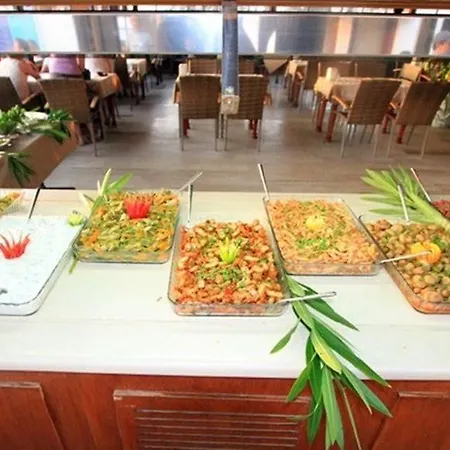 Sun & Sea Beach Hotel 3*