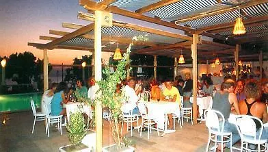 Sun & Sea Beach Hotel 3*